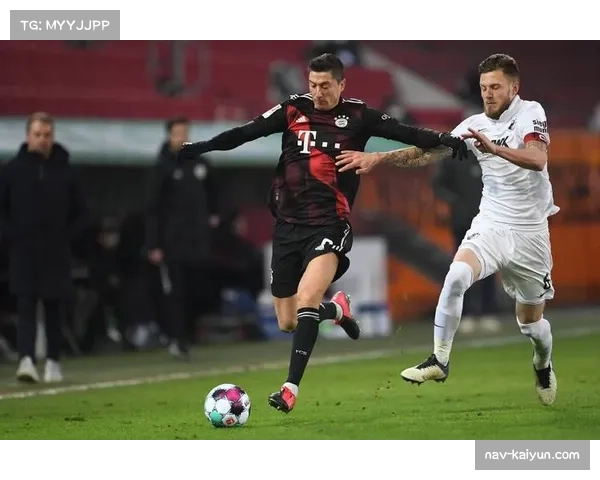 奥格斯堡一球小胜汉堡 中场控制力成比赛转折点